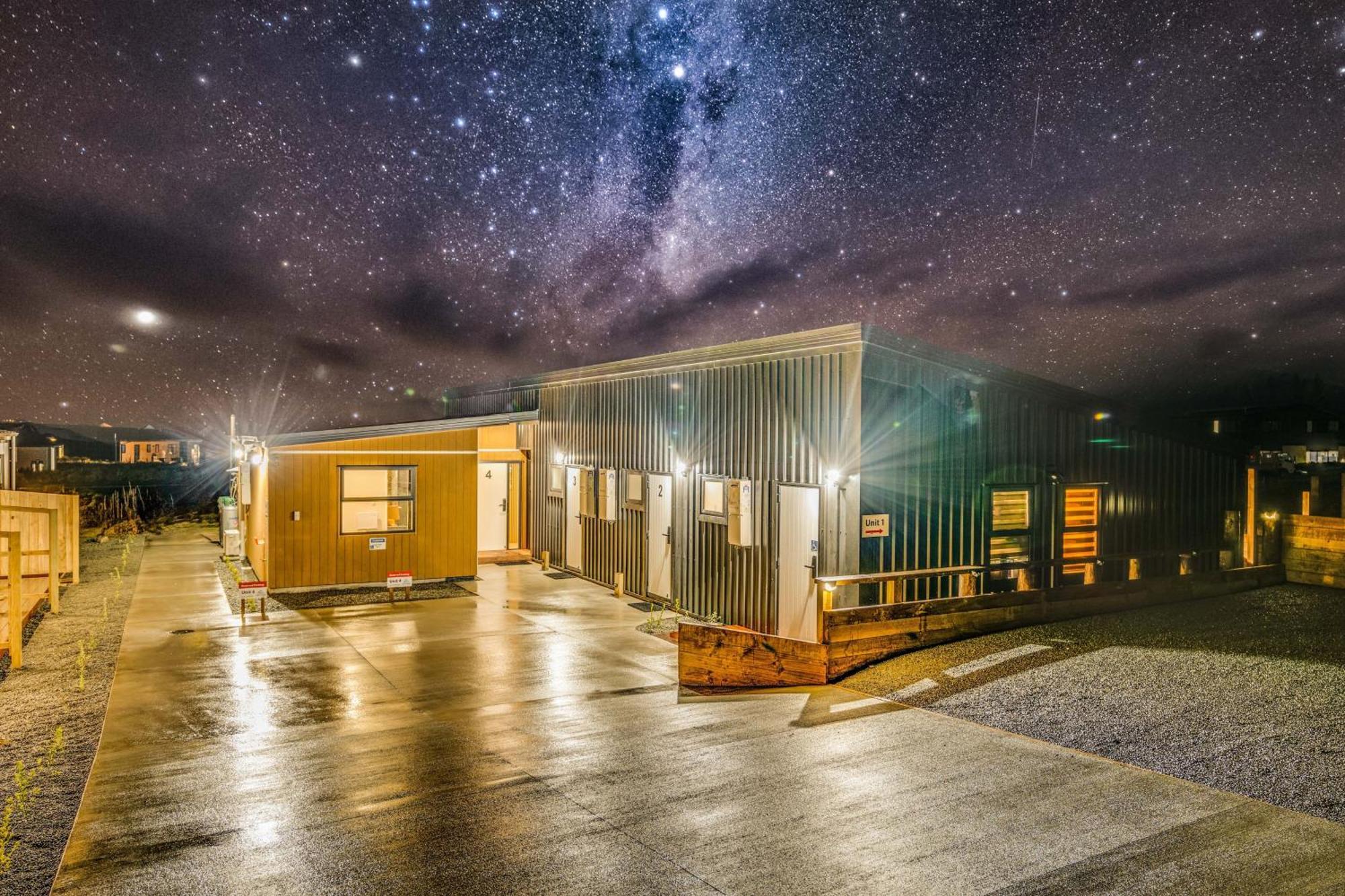 Sunshine Suites Lake Tekapo Buitenkant foto